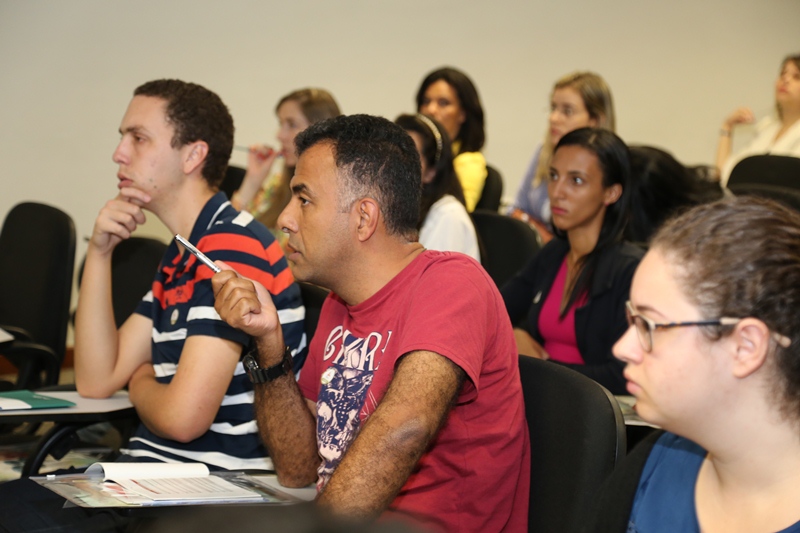 O aluno Jurandir de Souza, de 44 anos, achou bem proveitosa a visita e disse que se interessou muito em aprofundar os estudos sobre a composição do TCEMG (Foto: Karina Camargos Coutinho)